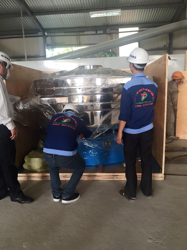 Quy trình đóng thùng máy sàng rung gửi cho khách hàng